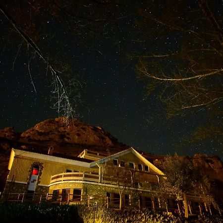 Albergue Santa Barbara Aliaga Zewnętrze zdjęcie